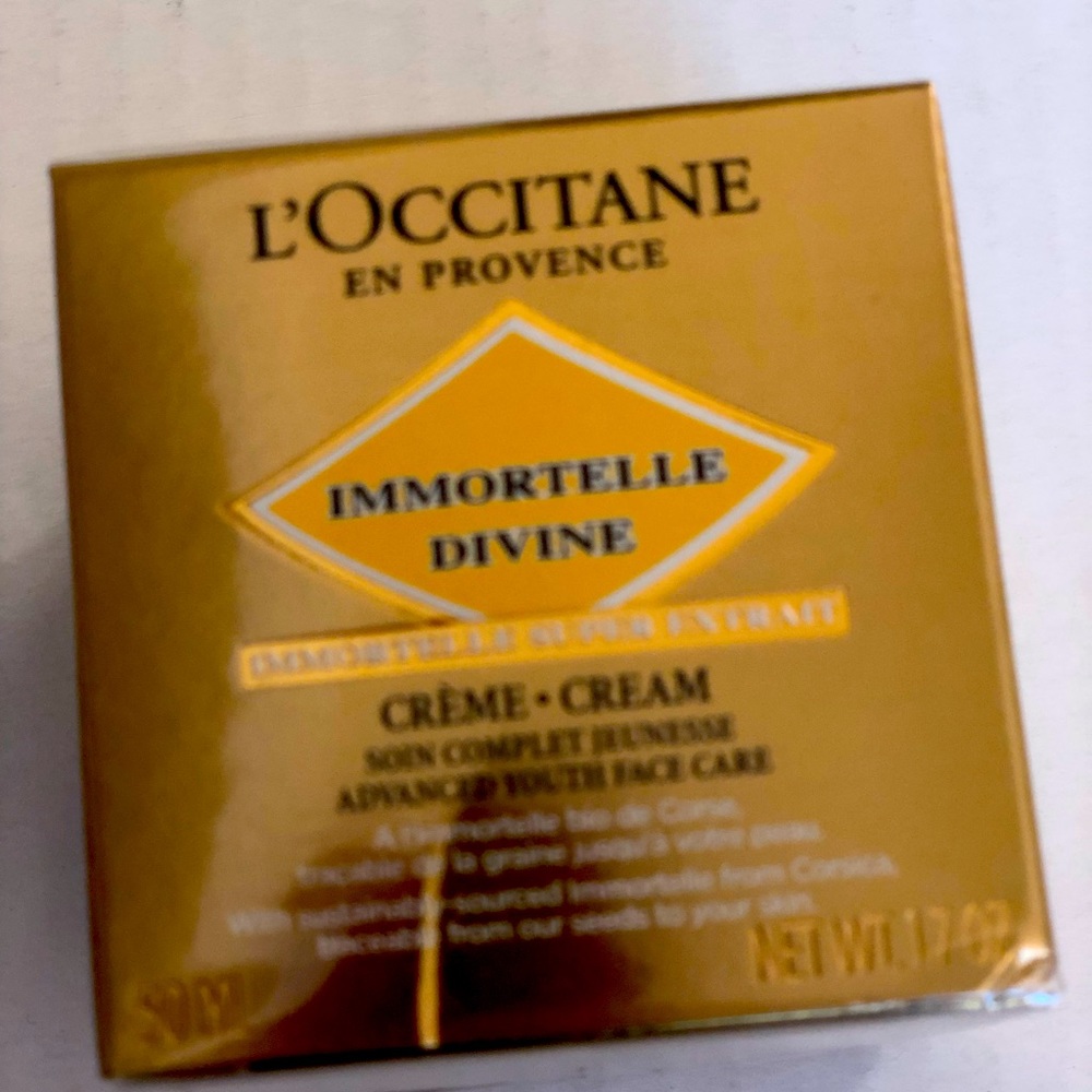 New in box with original sealed packaging Immortelle Divine Crème